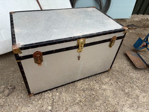 Silver metal trunk - trunk, chest