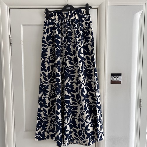 Blue and cream - blue,