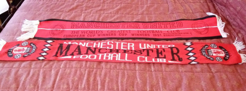 Two vintage man utd scarves - man,