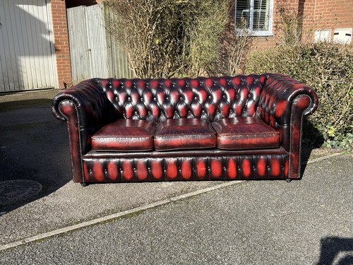 Stunning oxblood red leather - stunning,