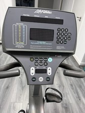 Life Fitness 95Ri Recumbent Exercise Bike | Commercial Gym Equipment