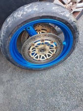 SUZUKI BANDIT 1200 MK2 FRONT WHEEL WITH DISCS  BLUE 