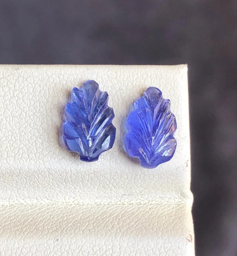Tanzanite leaf carving pair - carving,