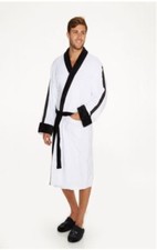 STAR WARS STORMTROOPER EMBOSSED WHITE LUXURIOUS FLEECE BATHROBE DRESSING GOWN