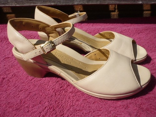 Clarks unstructured beige - clarks,