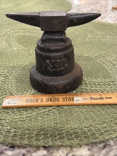 Very old tool bush - bush, small