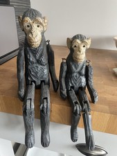 Wooden Sitting Monkeys Set Of 2
