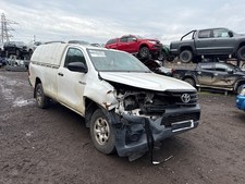 TOYOTA HILUX 2.4 BREAKING