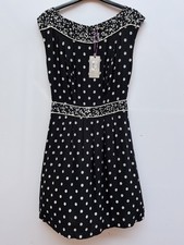 Pepperberry Super Curvy Black