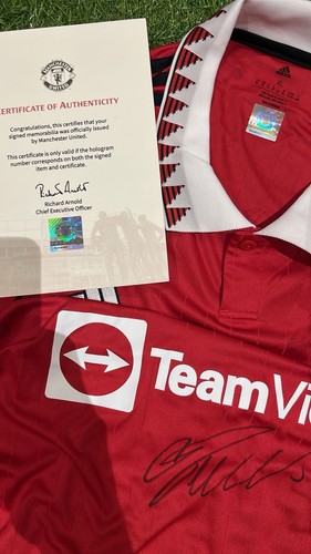 Signed manchester united - manchester, shirt