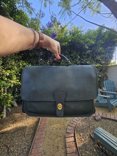 Vintage coach metropolitan - coach,