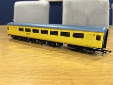 Hornby R4901 Network Rail MK2F