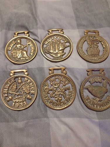 Vintage horse brass - horse, set