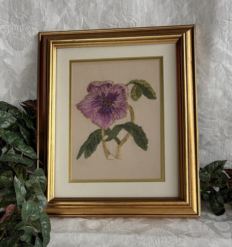 Vintage hand embroidered - embroidered, gold