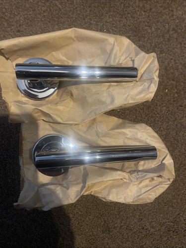 Polished chrome lever - polished, lever-on-rose