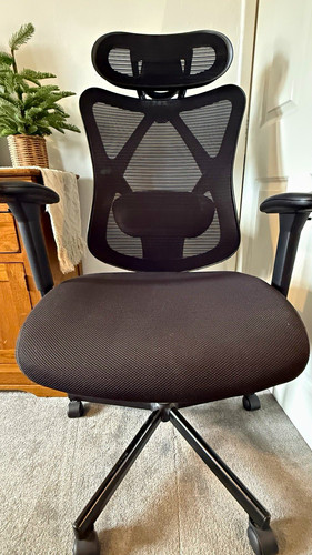 Black ergonomic high back mesh - black,