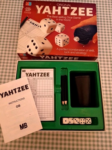 Yahtzee 1982 dice - 1982, mb