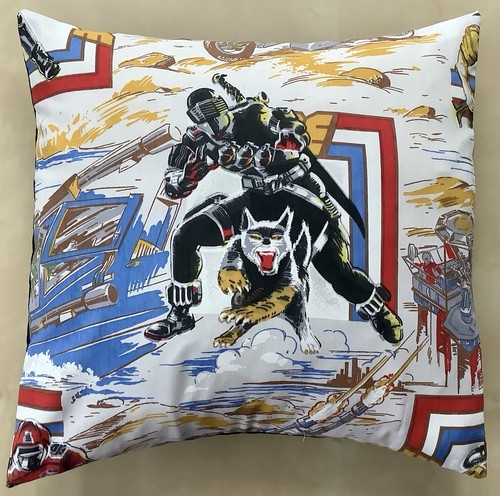 Joe filled cushion - gi,