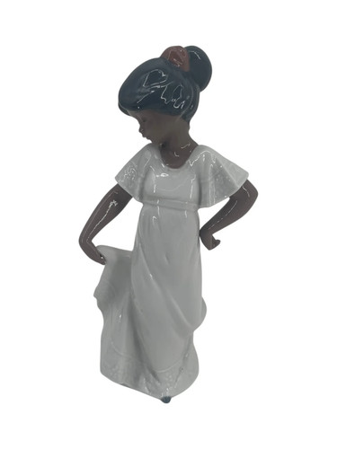 Lladro nao little - "little, sweetheart"