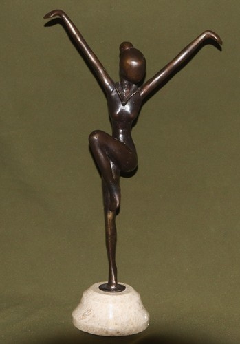 Modern bronze sculpture - cm,