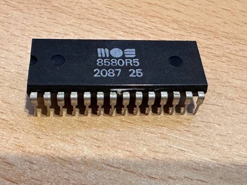 8580r5 chip csg mos sid - /,