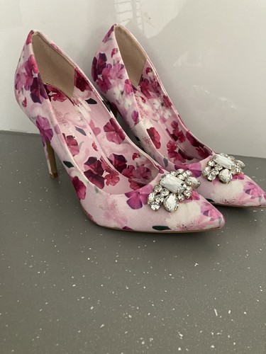 Woman floral high heeled - floral,