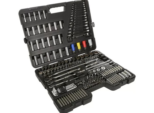 Halfords advanced socket and - halfords,