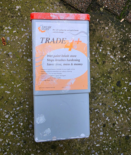 Brush mate trade wet paint - trade, 4+