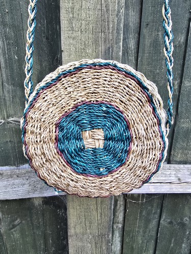 Handwoven round handbag - handwoven,