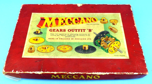 Circa 1960 meccano gears - circa,