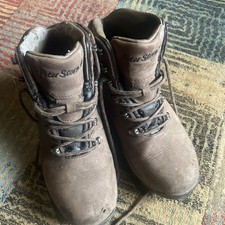 Peter Storm walking Boots Mens Size 7 Brown Leather SNOWDON, Waterproof 