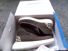 Hey dude ankle boots size 5