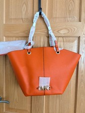 Brand New Michael Kors Izzy