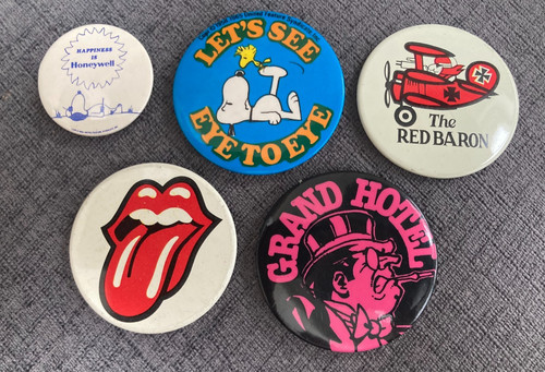 Vintage character badges