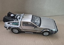 Sunstar  DeLorean  1/18 Scale  Back To The Future Time Machine 