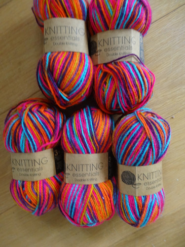 50g balls knitting - 50g,