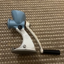 Spong meat grinder metal and plastic