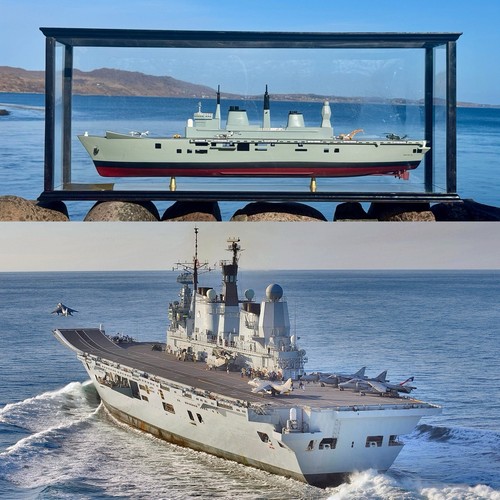 Fabulous cased royal navy - cased,