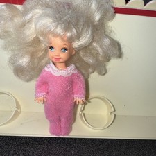 Barbies Little Sister 1996 