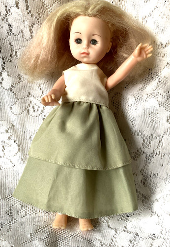 1970s ginny vogue doll - 1970s,