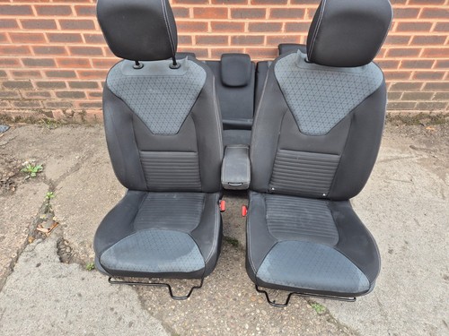 Clio mk4 front - front, seats