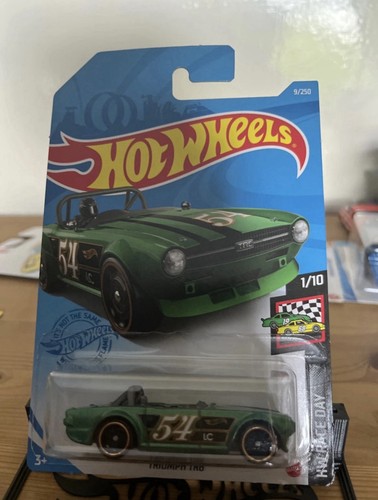 Hot wheels triumph tr6 - wheels,