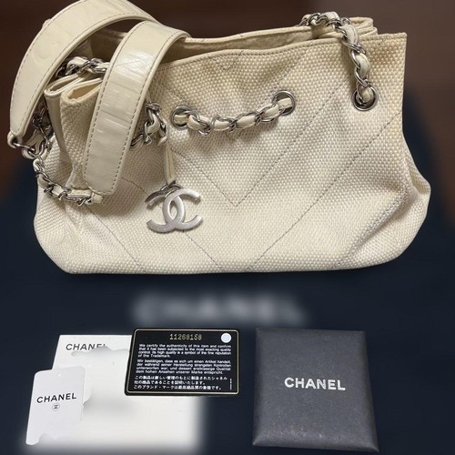 Chanel chain shoulder bag - chanel,