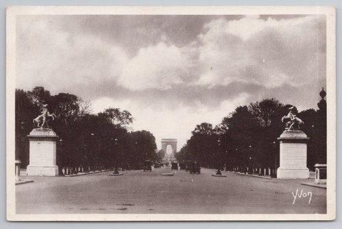 Paris champs elysees arc - elysees, de