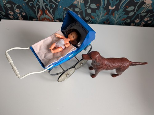 Vintage pedigree sindy walk - vintage,