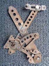 FORD ESCORT MK3 / 4 CONVERTIBLE 1989 D/S REAR QUARTER GLASS WINDOW WINDER MECH