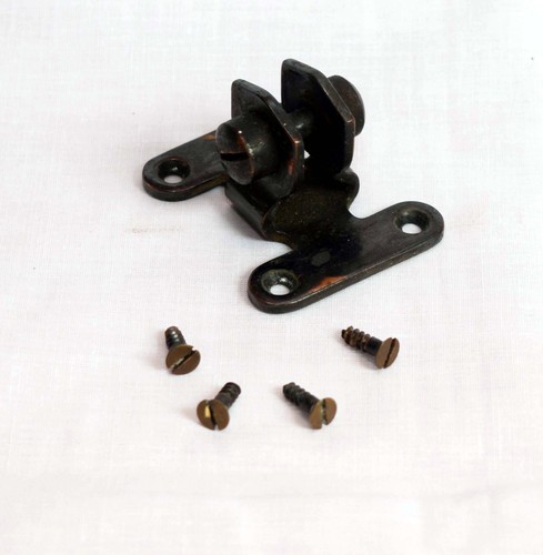 Gpo transmitter mount - mount, for