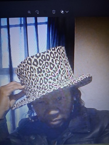 Black leopard print - black,