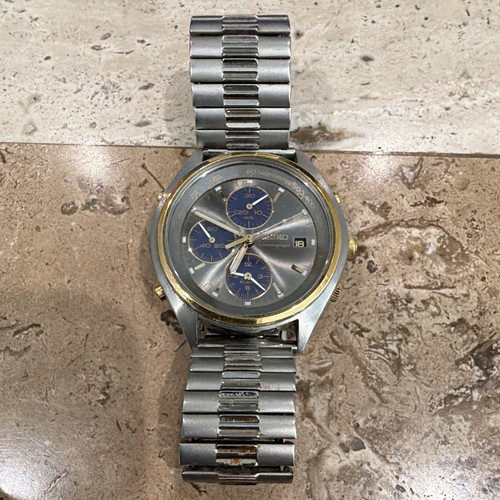 Seiko quartz chronograph - seiko,