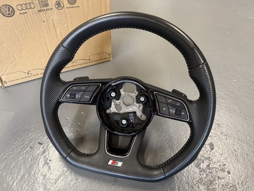 Audi steering wheel flat - steering,